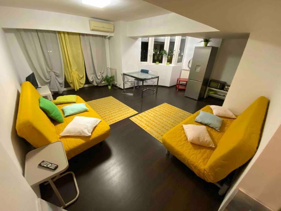 Green Apartment 43 Boekarest Buitenkant foto